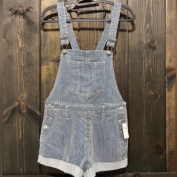 Old Navy NWT Shortalls XS Railroad Stripe Cuffed Overalls Shorts